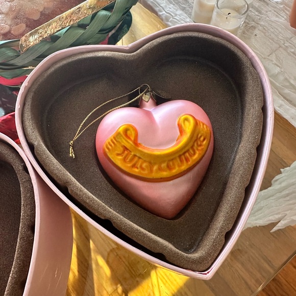 Vintage 2007 Juicy Couture Ornament - Picture 8 of 8